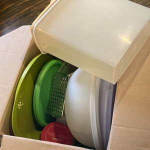 KITCHEN “STUFF” BOX. 20+ ITEMS FOR YOUR KITCHEN
